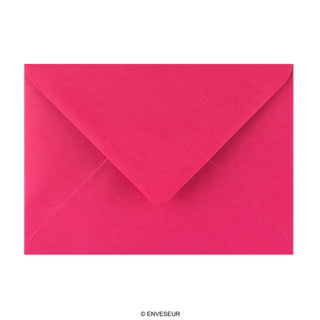 125x175mm FUSCHIA PINK WALLET GUMMED PLAIN 100GSM
