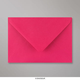 133x184mm FUSCHIA PINK WALLET GUMMED PLAIN 100GSM