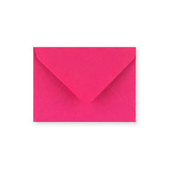 82x113mm C7 FUSCHIA PINK WALLET GUMMED PLAIN 100GSM