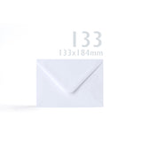 Glatke bijele kartice 250 g/m² i kuverte 100 g/m² – pakiranje